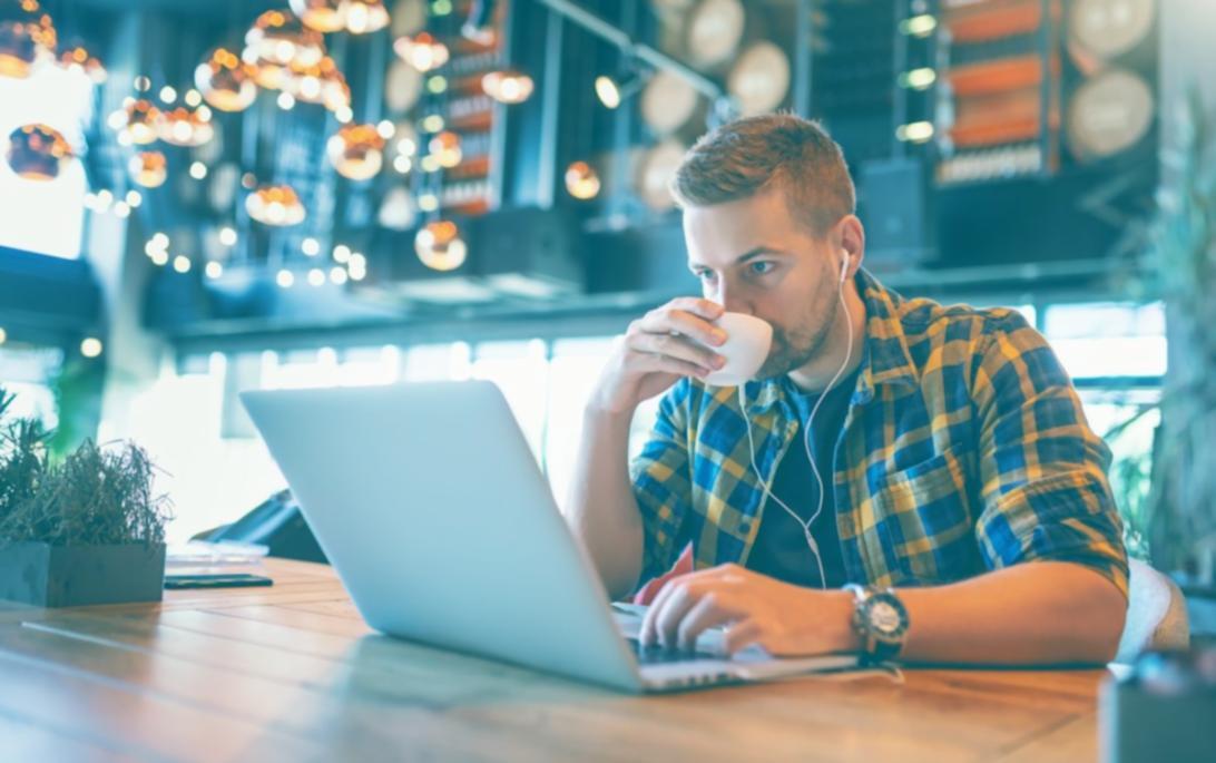 Εργασία σε ομάδα πάνω σε χρηματοοικονομικά θέματα