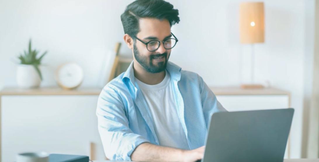 Επαγγελματική συνάντηση με οικονομικά έγγραφα